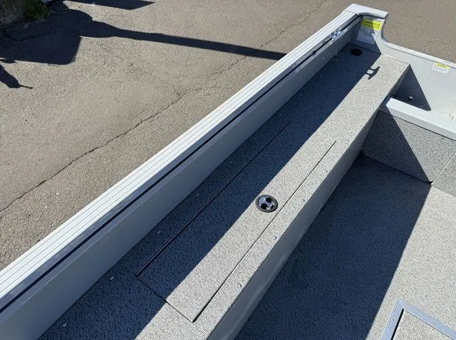 Slide: The Image of Smoker Craft Freedom 180 T 2024 - 15