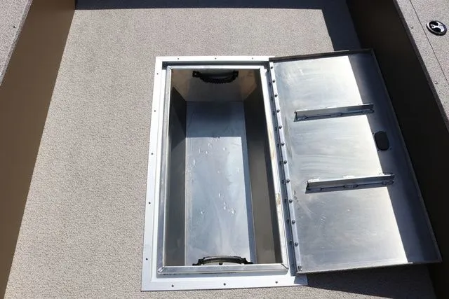 Slide: The Image of Smoker Craft Freedom 180 TL 2026 - 8