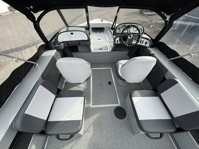 Slide: The Image of Smoker Craft Osprey 162 2025 - 4