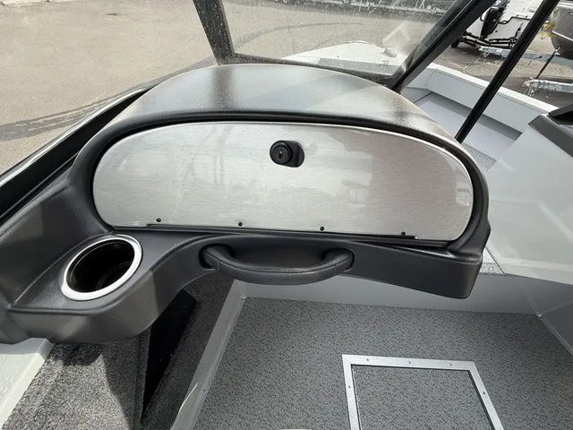 Slide: The Image of Smoker Craft Osprey 162 2025 - 8