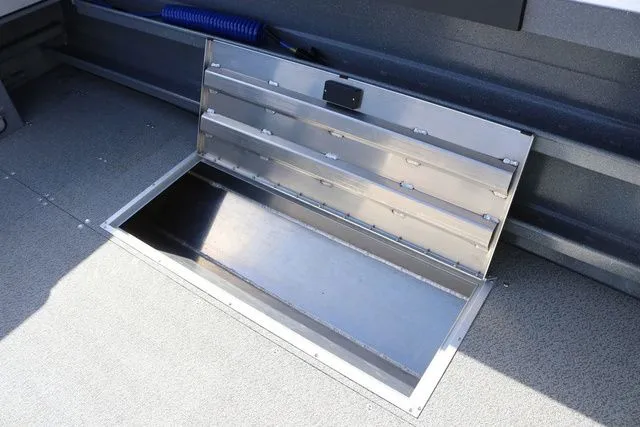 Slide: The Image of Kingfisher 2825 Coastal Express 2026 - 25