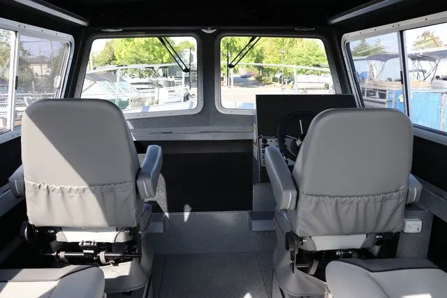 Slide: The Image of Kingfisher 2825 Coastal Express 2026 - 8