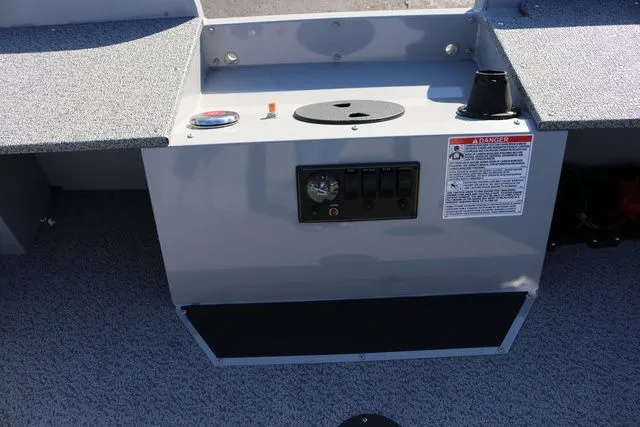 Slide: The Image of Smoker Craft Pro Lodge 160 2025 - 14