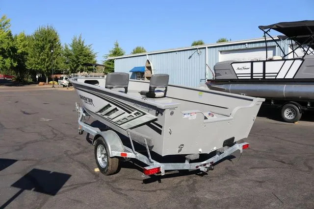 Slide: The Image of Smoker Craft Pro Lodge 160 2025 - 18