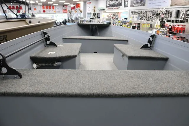 Slide: The Image of Smoker Craft Big Fisherman 14 2025 - 4