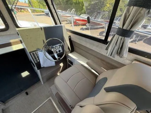 Slide: The Image of Kingfisher XRS 3025 30' 2026 - 5