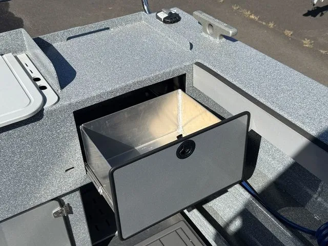 Slide: The Image of Kingfisher 2625 Coastal Express 2025 - 11