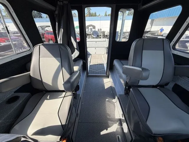 Slide: The Image of Kingfisher 2625 Coastal Express 2025 - 6