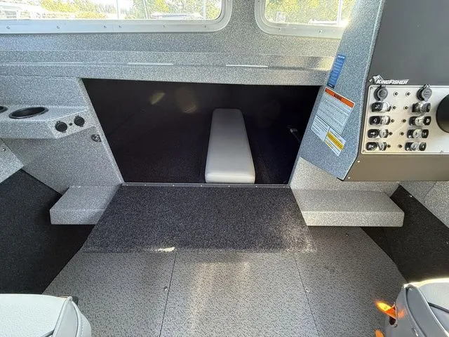 Slide: The Image of Kingfisher 2625 Coastal Express 2025 - 8