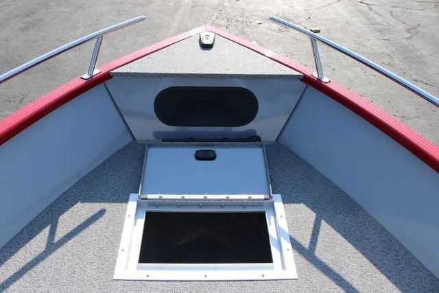 Slide: The Image of Smoker Craft Pro Tracer 162 2026 - 13