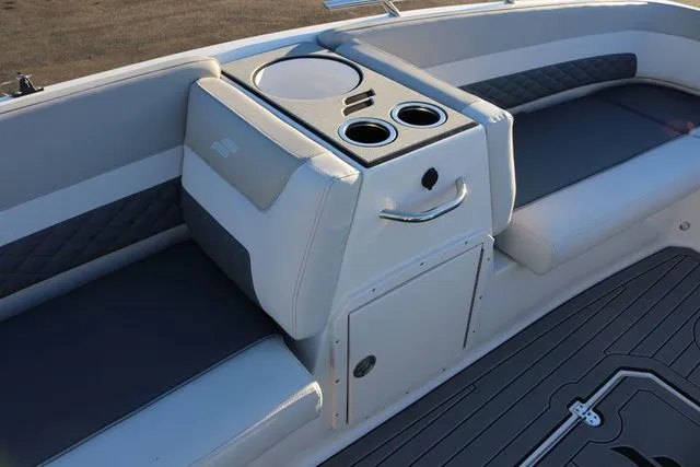 Slide: The Image of Starcraft SVX 211 OB 2026 - 10