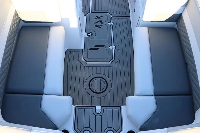 Slide: The Image of Starcraft SVX 211 OB 2026 - 16