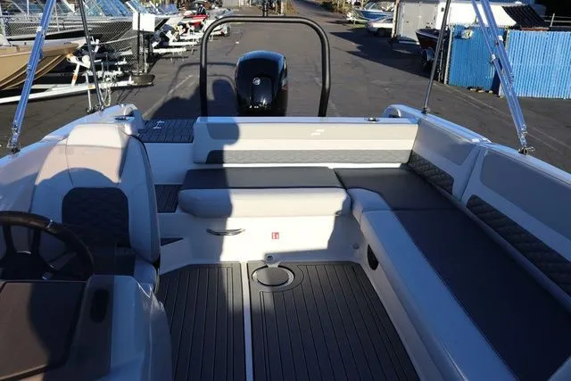 Slide: The Image of Starcraft SVX 211 OB 2026 - 18