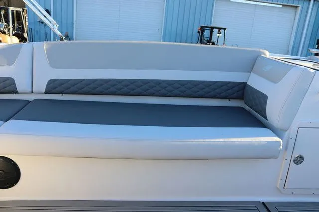 Slide: The Image of Starcraft SVX 211 OB 2026 - 25