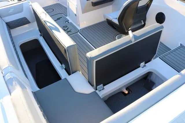 Slide: The Image of Starcraft SVX 211 OB 2026 - 27