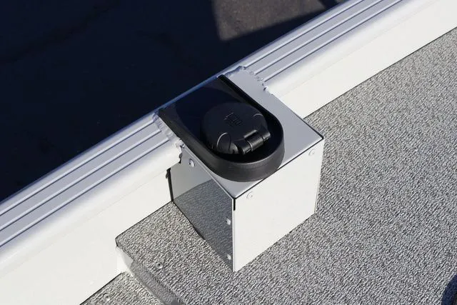 Slide: The Image of Smoker Craft Sportsman 1660 TL 2026 - 18