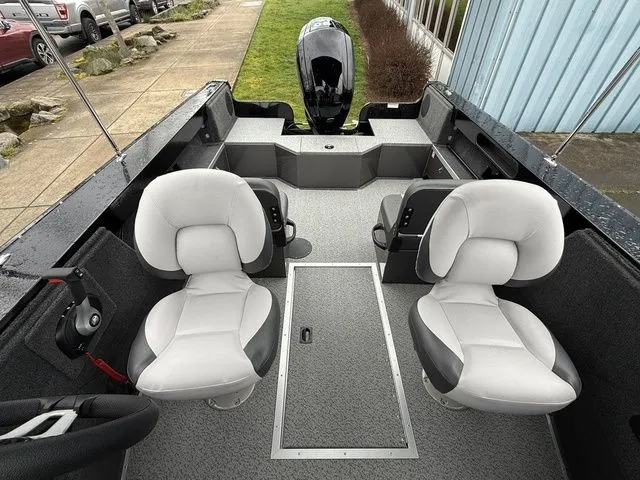 Slide: The Image of Smoker Craft Osprey 172 2026 - 22