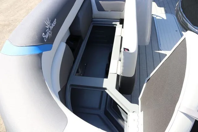 Slide: The Image of SunChaser Geneva Sport 23 SB DH Tritoon 2025 - 25