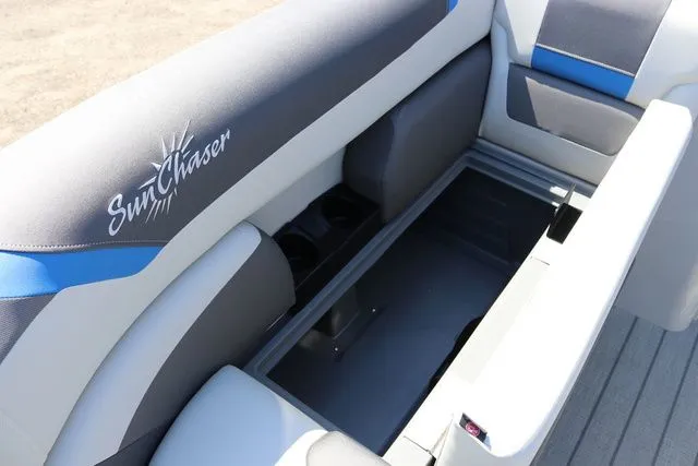 Slide: The Image of SunChaser Geneva Sport 23 SB DH Tritoon 2025 - 26