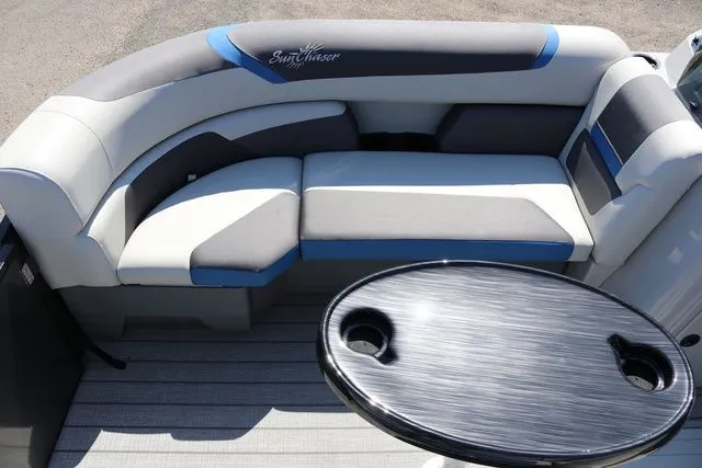 Slide: The Image of SunChaser Geneva Sport 23 SB DH Tritoon 2025 - 31