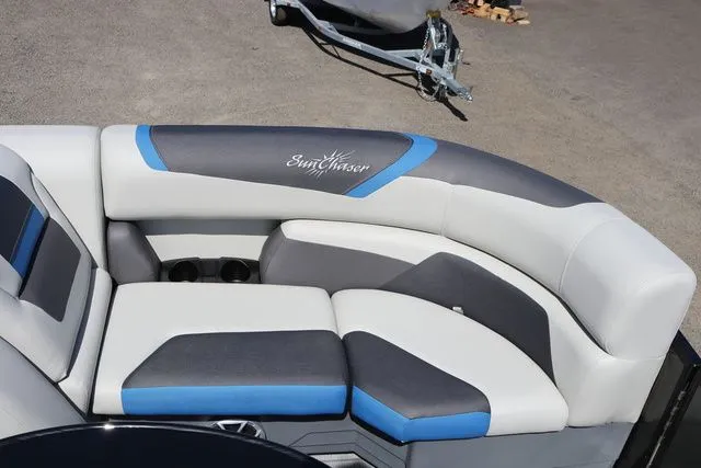 Slide: The Image of SunChaser Geneva Sport 23 SB DH Tritoon 2025 - 33