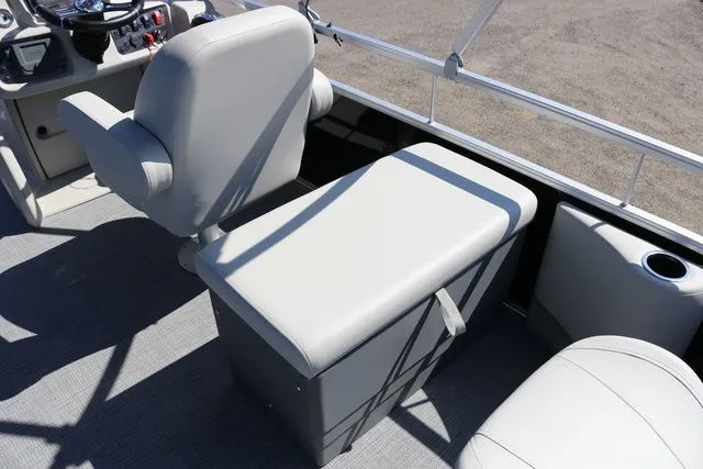 Slide: The Image of SunChaser Vista Fish 20 2025 - 14