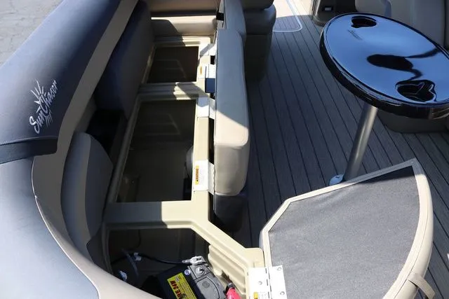 Slide: The Image of SunChaser Geneva Sport 23 LR PSB Tritoon 2025 - 24