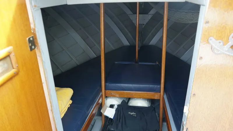 Slide: The Image of 1966 Chris-Craft Sea Skiff interior with blue cushions. - 13