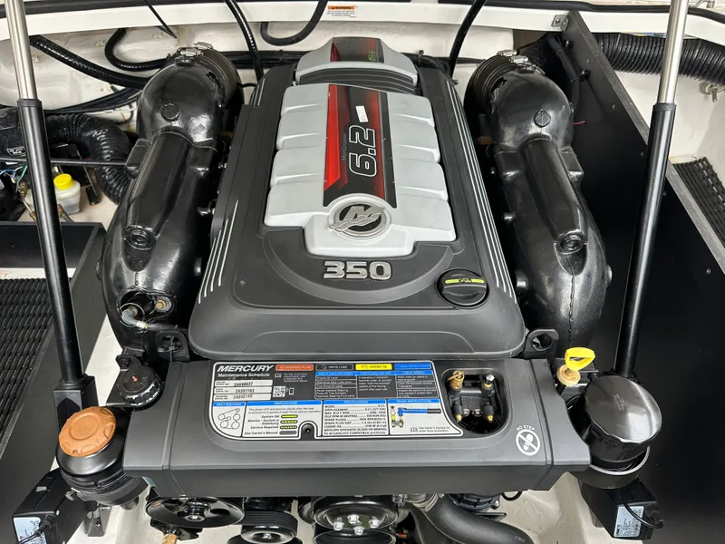 Slide: The Image of Monterey 278SS Super Sport 2022 - 12