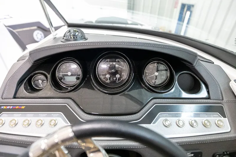 Slide: The Image of Monterey 278SS Super Sport 2022 - 14