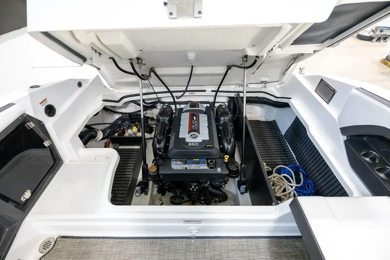 Slide: The Image of Monterey 278SS Super Sport 2022 - 20