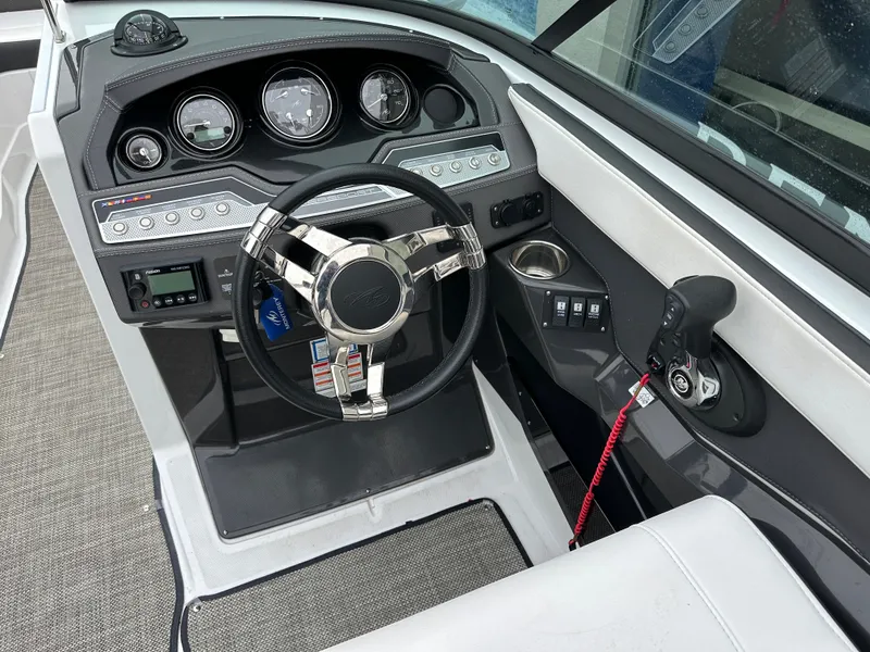 Slide: The Image of Monterey 278SS Super Sport 2022 - 7