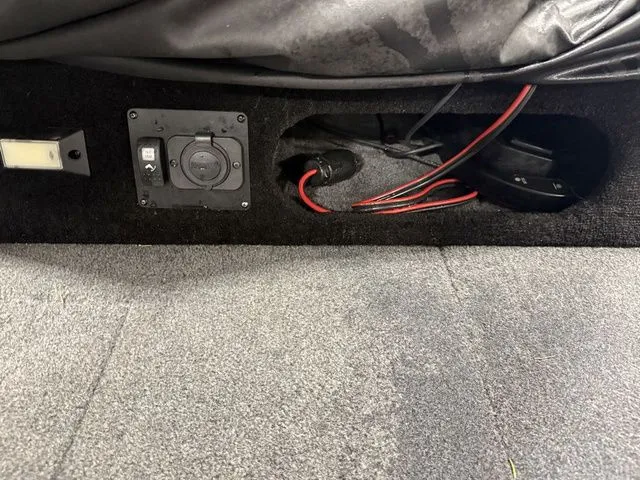 Slide: The Image of Smoker Craft Adventurer 178 DC 2022 - 28