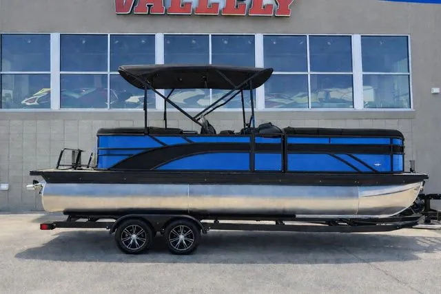 The Image of Bennington S Quad Bench 22 SSR 2026 - 1