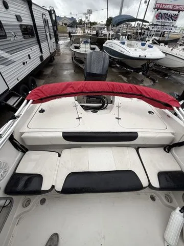 Slide: The Image of Tracker 550TS 2016 - 3