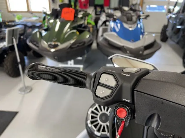 Slide: The Image of Kawasaki Jet Ski STX 2026 - 14