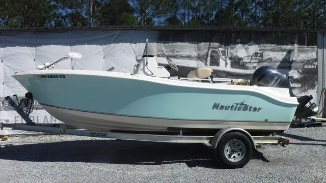 The Image of NauticStar 19 XS 2018 - 1