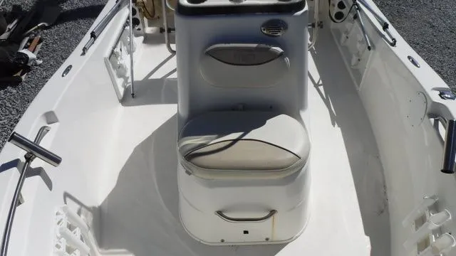 Slide: The Image of NauticStar 19 XS 2018 - 11