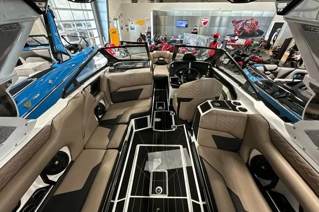 Slide: The Image of Centurion Ri245 2026 - 11