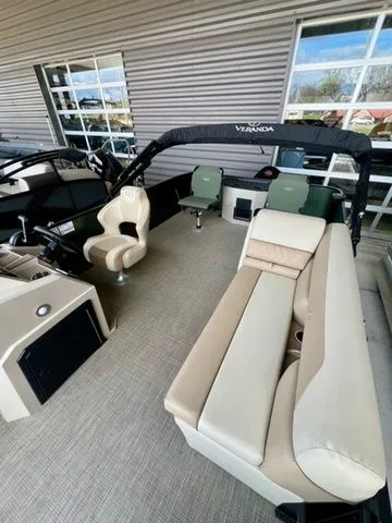 Slide: The Image of Veranda Vista 20F4 2026 - 10