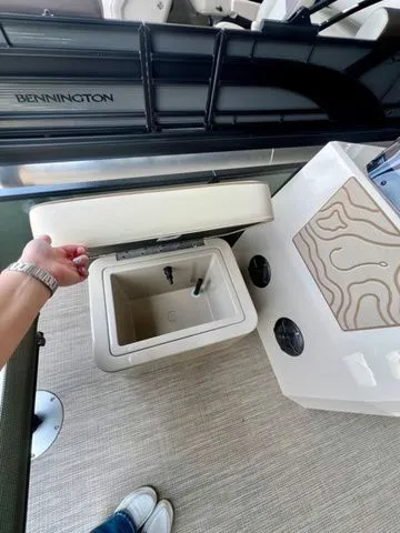 Slide: The Image of Veranda Vista 20F4 2026 - 9