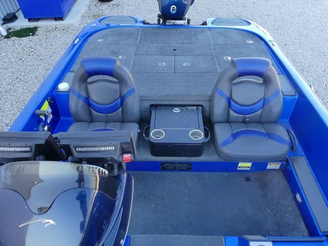 Slide: The Image of Falcon Boats F215 2018 - 12