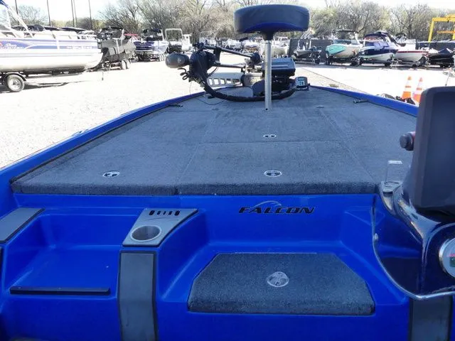 Slide: The Image of Falcon Boats F215 2018 - 13