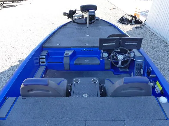 Slide: The Image of Falcon Boats F215 2018 - 9