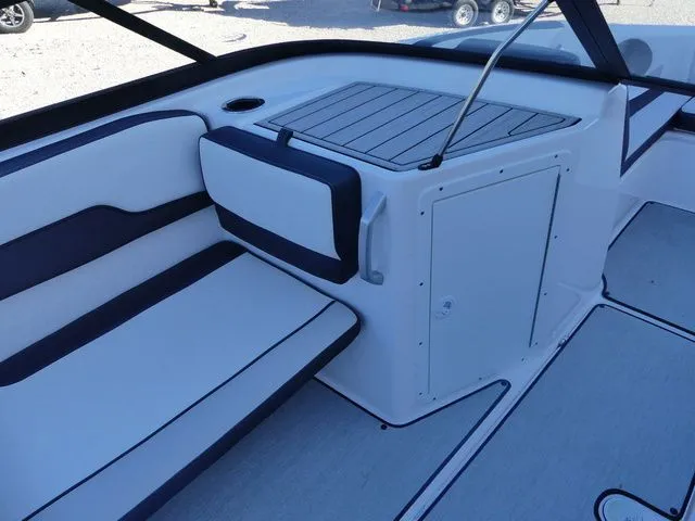 Slide: The Image of Yamaha AR195 2021 - 12