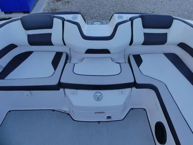 Slide: The Image of Yamaha AR195 2021 - 15