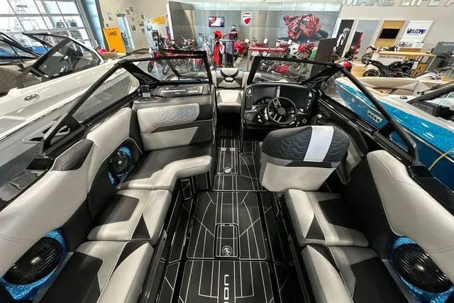 Slide: The Image of Centurion Ri230 2026 - 11