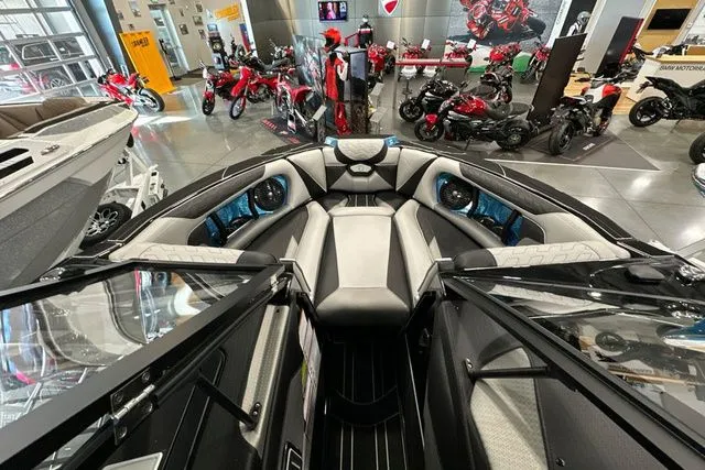 Slide: The Image of Centurion Ri230 2026 - 12