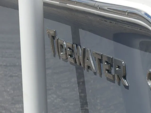 Slide: The Image of Tidewater 232 CC Adventure 2020 - 7