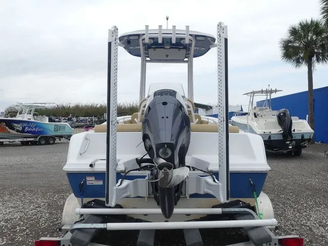 Slide: The Image of Sportsman Heritage 211 Center Console 2023 - 5